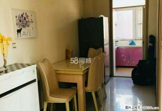 A嘉隆欣苑3楼5500元半年 电视冰箱洗衣机热水器21度 - 铁岭28生活网 tl.28life.net