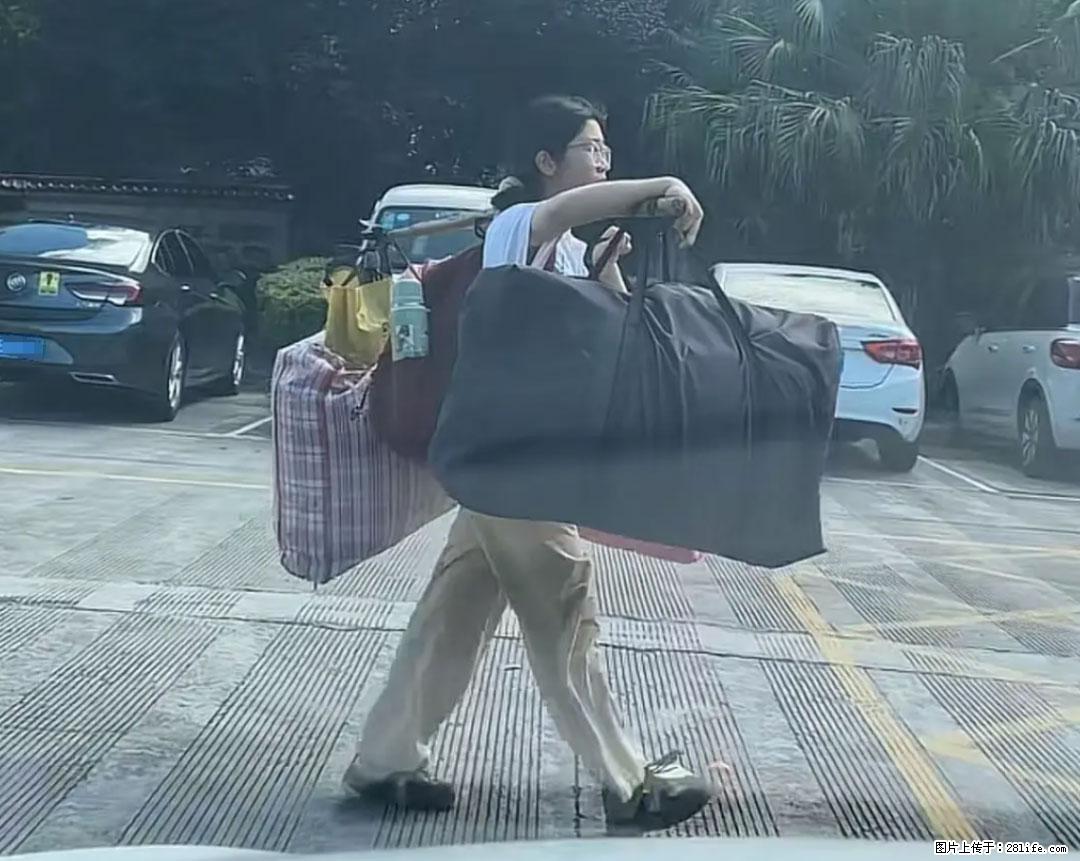 全网追的“扁担女孩”，找了一份暑假工，时薪12元 - 铁岭生活资讯 - 铁岭28生活网 tl.28life.net